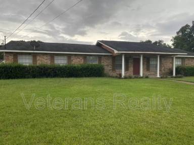 Main picture of 2411 Sunkist Country Club Rd