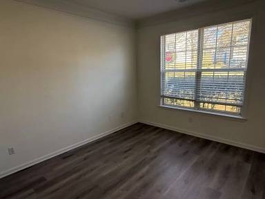 Main picture of 10931 Chastain Parc Dr