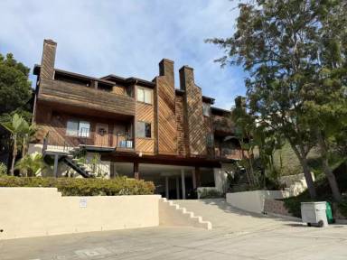 Main picture of 804 Torrance St