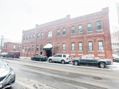 Main picture of Lofts at Kendall Square