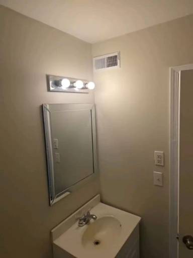 Main picture of 4816 Andalusia Ln