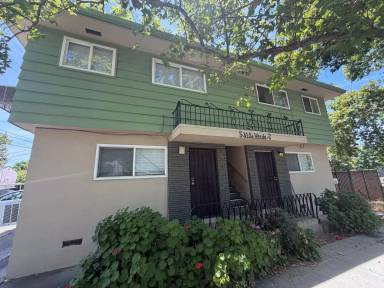 Main picture of 2417 26th St