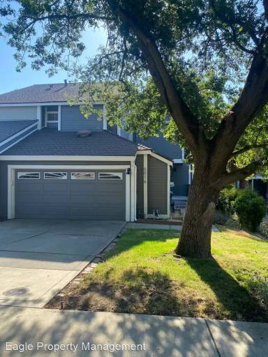 Main picture of 5014 Walnut Ave