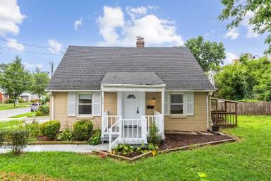 Main picture of 1007 Edmonston Dr