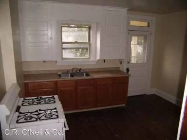 Main picture of 2379 Neil Ave