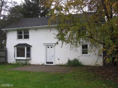 Main picture of 133 Bush Ln