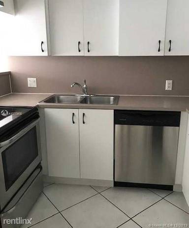 Main picture of 12605 SW 91st St