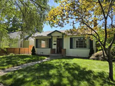 Main picture of 2605 W Madison Ave