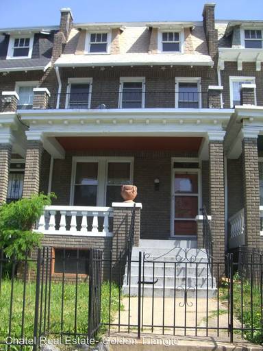 Main picture of 13 Adams St NW