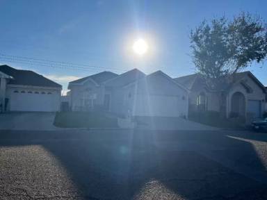 Main picture of 1709 Bobcat Ln