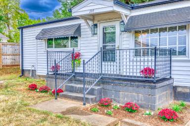 Main picture of 209 S Richards St