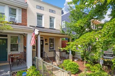 Main picture of 1740 L St NE