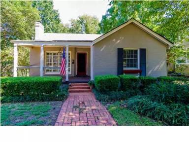 Main picture of 3215 Wellington Rd
