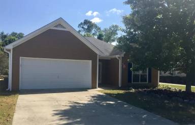 Main picture of 415 Walker Way