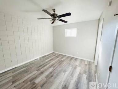 Main picture of 2125 Banita St