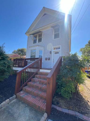 Main picture of 615 Rhode Island Ave