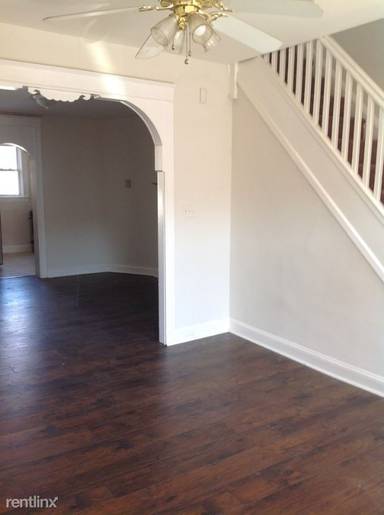 Main picture of 2207 Wilkens Ave