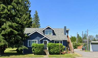 Main picture of 3018 Washington Way