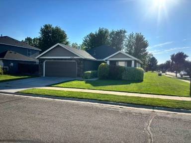 Main picture of 4475 N Supai Ave