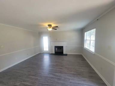 Main picture of 3914 Almon Dr
