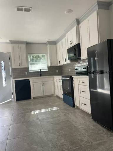 Main picture of 15831 Echo Glen Dr