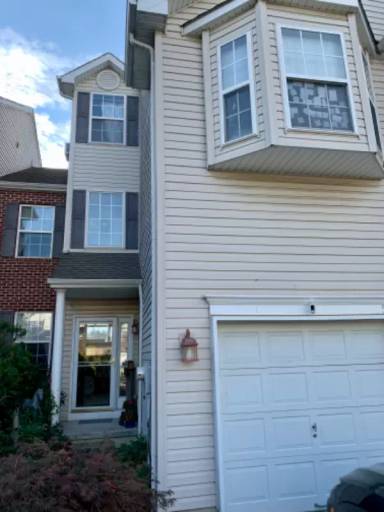 Main picture of 5159 Spring Ridge Dr E