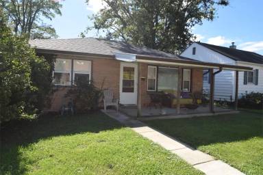 Main picture of 1113 W Neely Ave