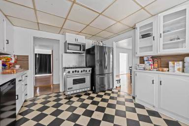Main picture of 4927 63rd St