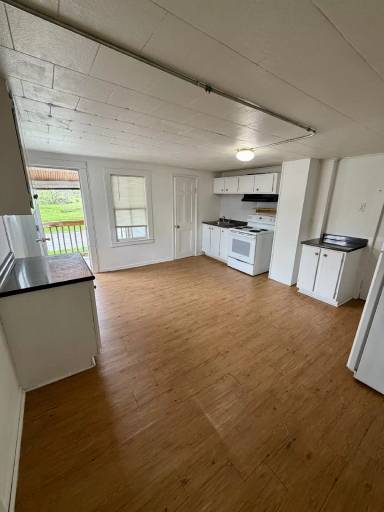 Main picture of 255 Rochester St