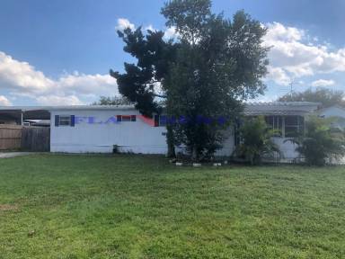 Main picture of 8294 Charlin Pkwy