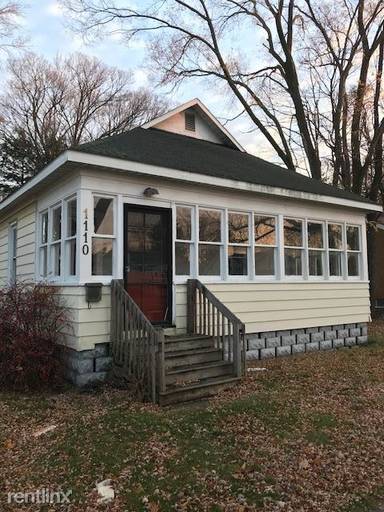 Main picture of 1110 Ireland Ave