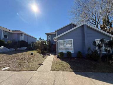 Main picture of 235 Mango Dr