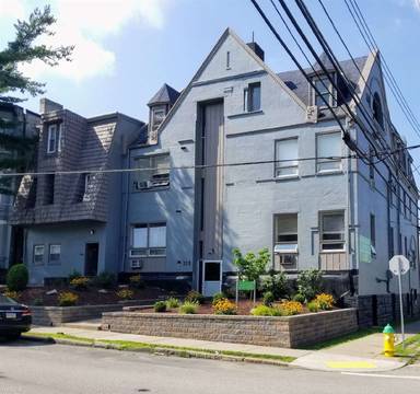 Main picture of 304 Meyran Ave