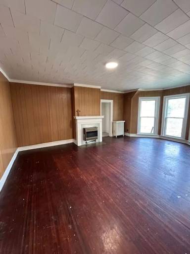 Main picture of 504 Maple Ave