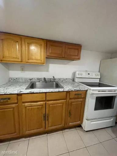 Main picture of 272A Grant Ave