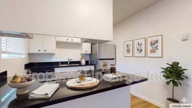 Main picture of 425 Nelson Ave