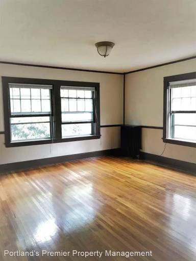 Main picture of BROADMORE APARTMENTS