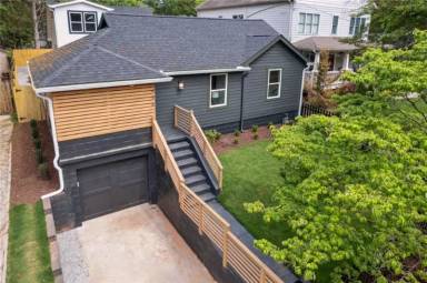 Main picture of 496 Glenwood Pl SE