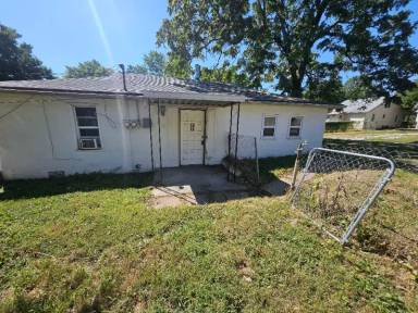 Main picture of 812 S Marion Ave