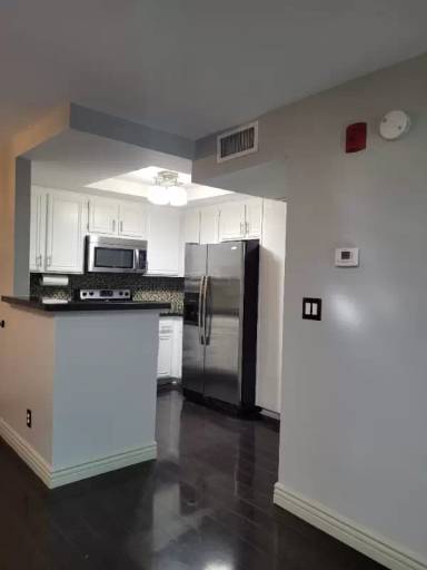 Main picture of Warner West