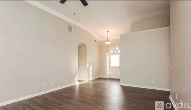 Main picture of 378 Emma Dr