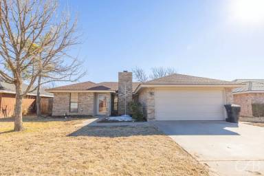 Main picture of 3933 Duke Ln