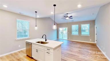 Main picture of 2504 Pitts Dr