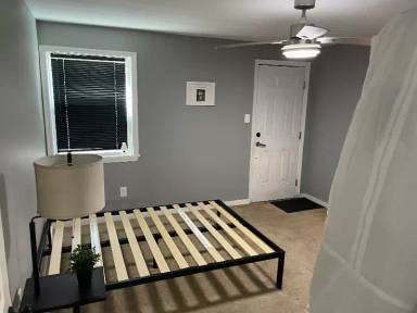 Main picture of 2117 Wood St