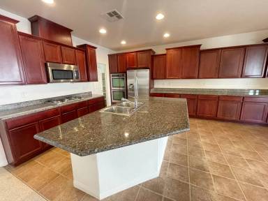 Main picture of 12056 La Palmera Ave