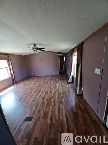 Main picture of 2 Dogwood Ct