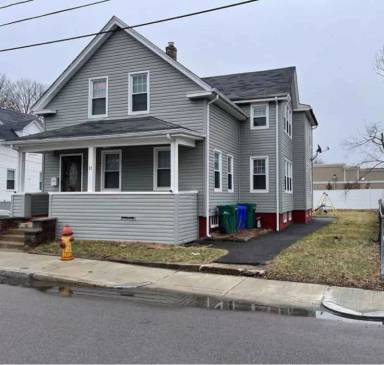 Main picture of 11 Foley St