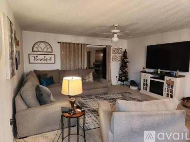 Main picture of 1714 69th Ave W