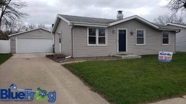 Main picture of 2216 Marathon Ave