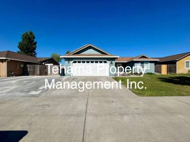Main picture of 740 Larie Ln